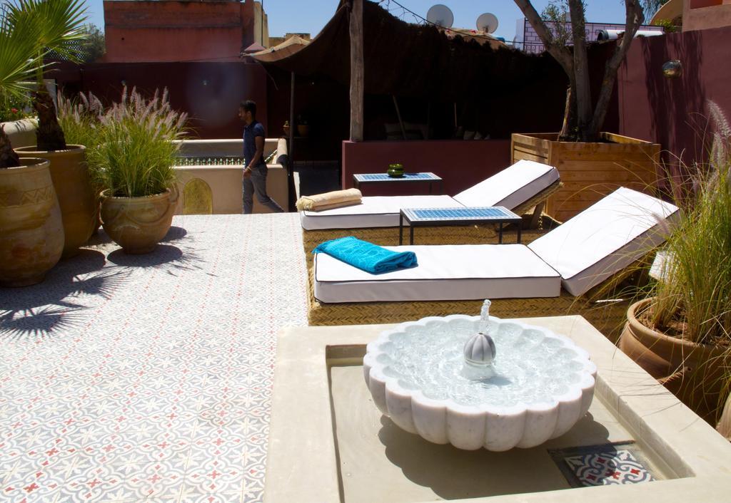 Riad Les Yeux Bleus Marrakesh Buitenkant foto